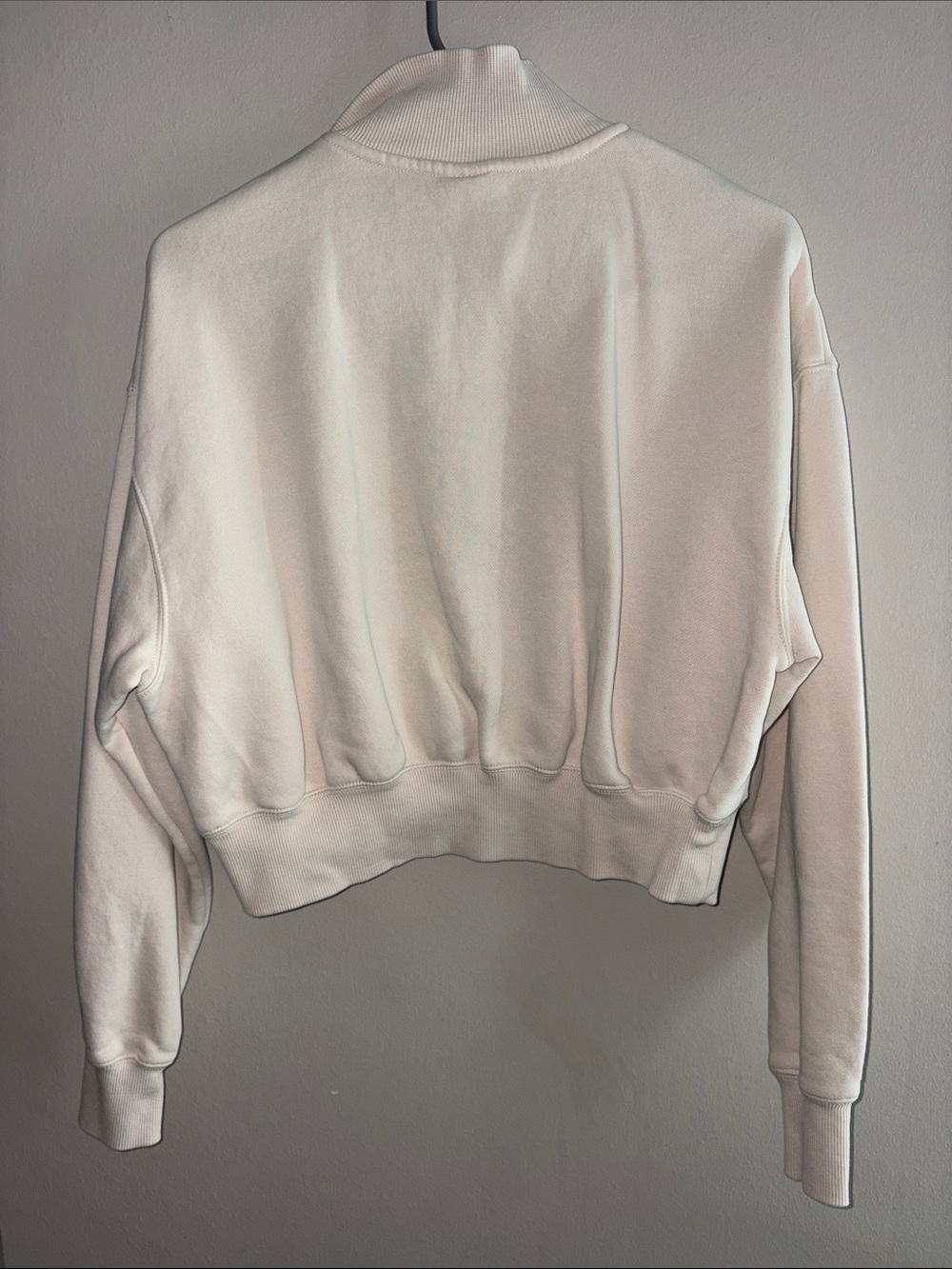 Nike White Cropped Half-Zip Sweatshirt - Picture 3 of 3
